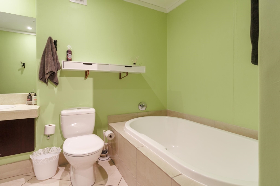 1 Bedroom Property for Sale in Cape Town City Centre Western Cape